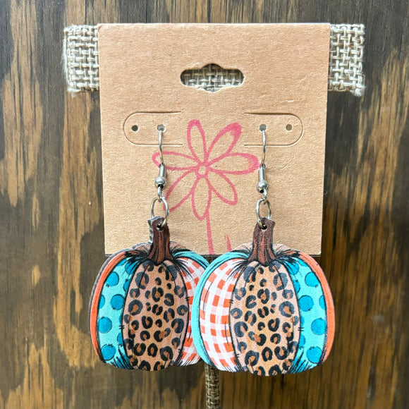 TPJ wood leopard pumpkin earrings